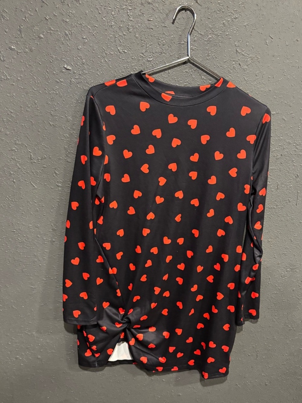 SHEIN Black Heart Print Long Sleeve Nightgown- Red Hearts